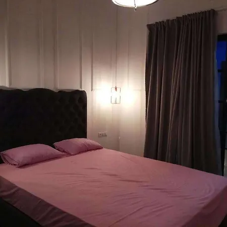 Delmare Aristotelous 7